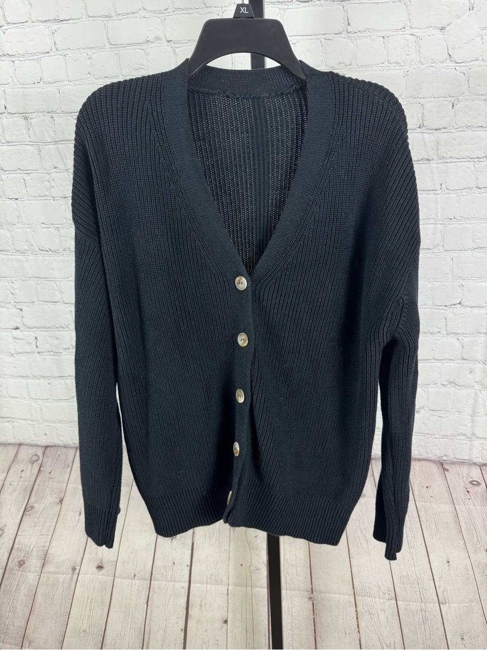 HUDSON Women's Black Cotton Ribbed Button Down V-Neck Cardigan Sweater Large